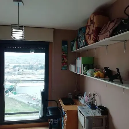 En Piso Compartido Y Wc Compartido Cerca De Playa De Samil Βίγκο