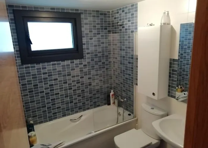 En Piso Compartido Y Wc Compartido Cerca De Playa De Samil * Виго